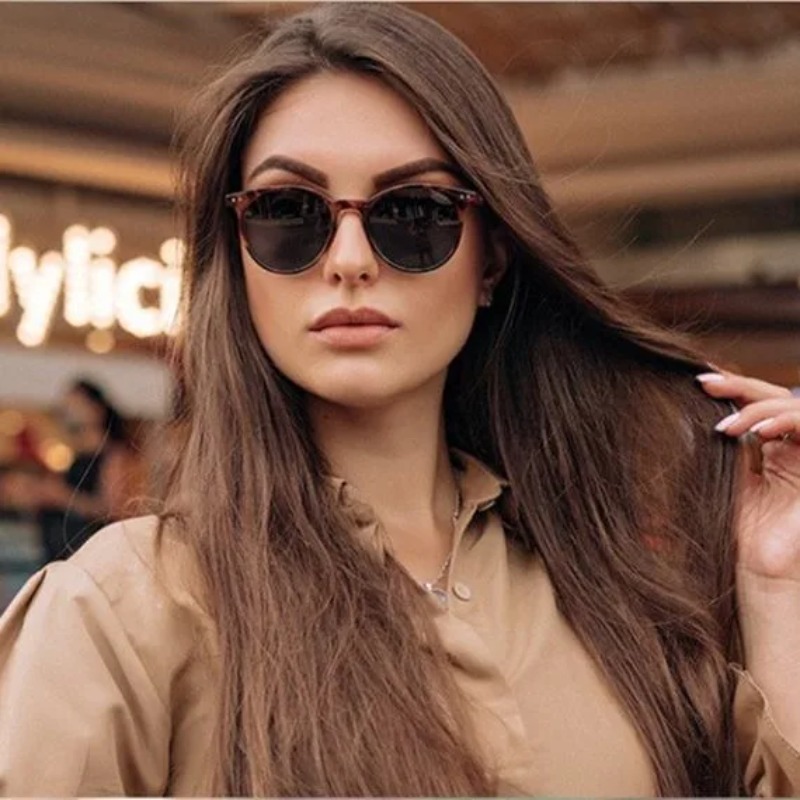 Vintage Fashion Round Sunglass - Men'S Fashion Model recensione e prezzo