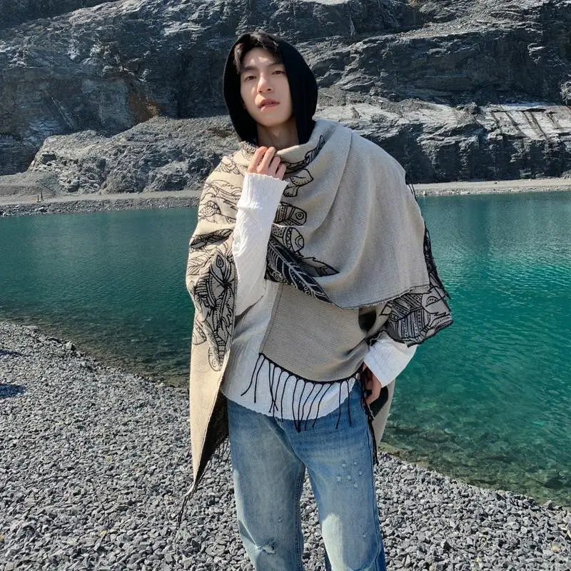 Vintage Tassel Cape Coat Fring - Mens Fashion Poncho recensione e prezzo