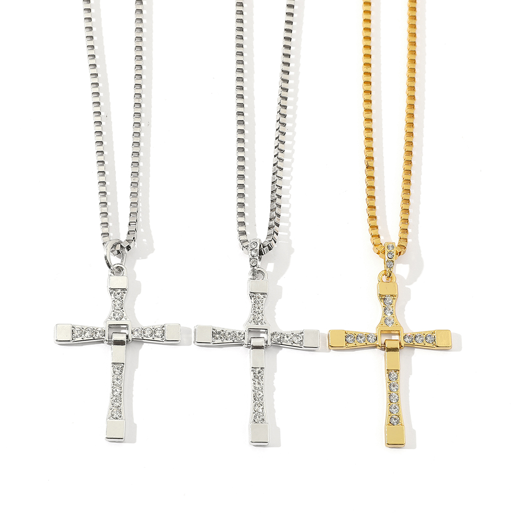 Fashion Punk Rhinestone Cross  - Men'S Fashion Model recensione e prezzo